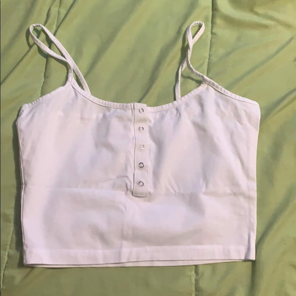 Button crop tanks - Picture 2 of 4